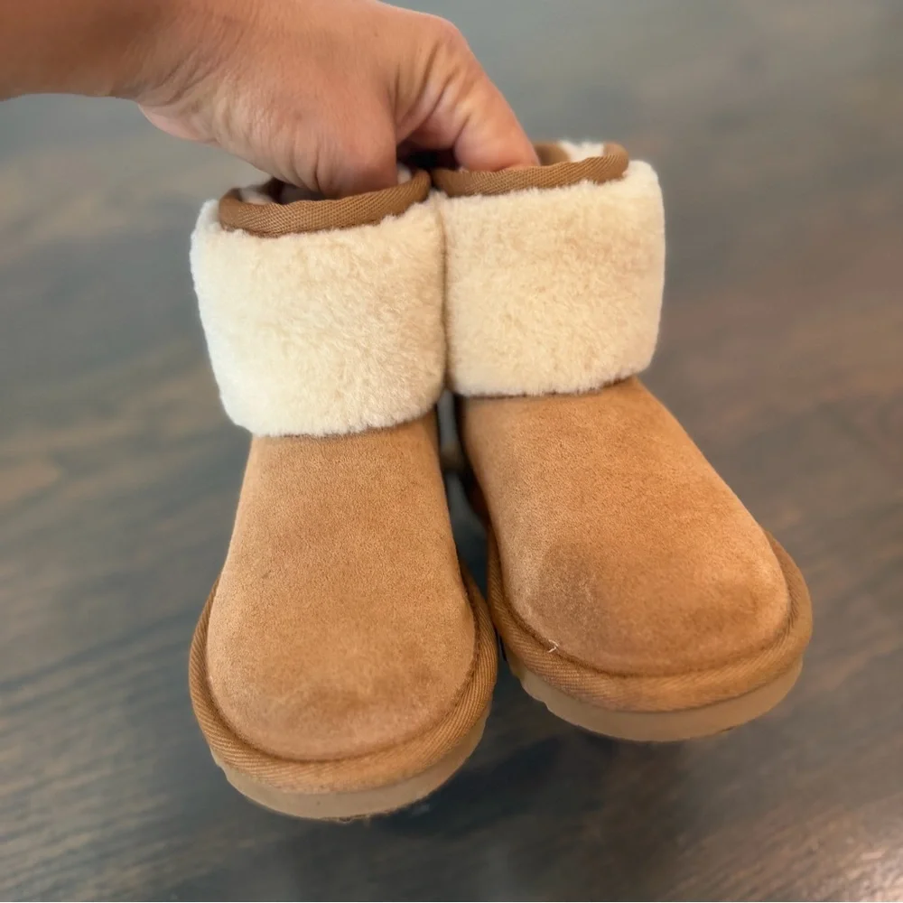 UGG KIDS Jona Luxury Classic Boot